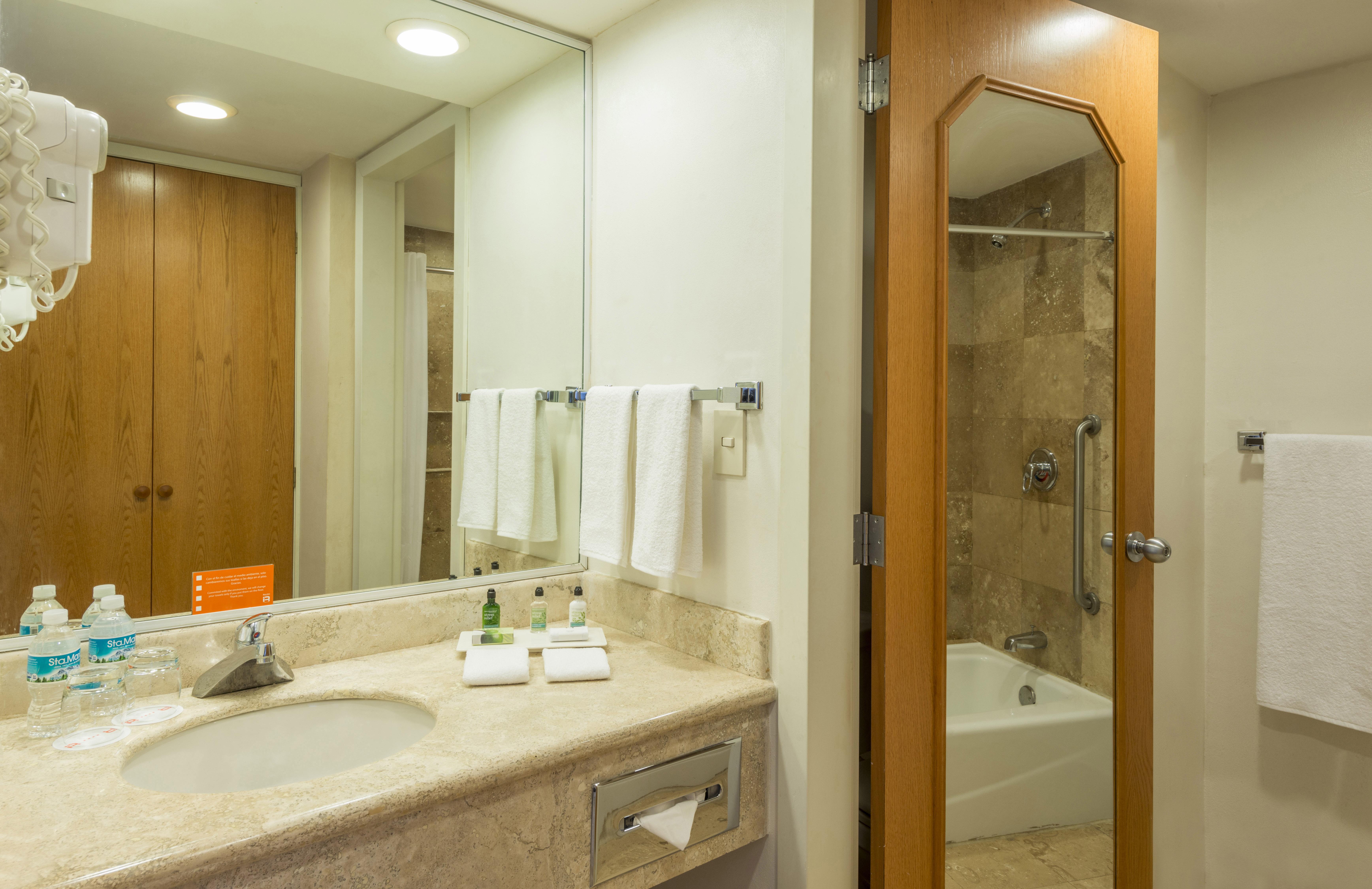 Courtyard By Marriott Villahermosa Tabasco Extérieur photo